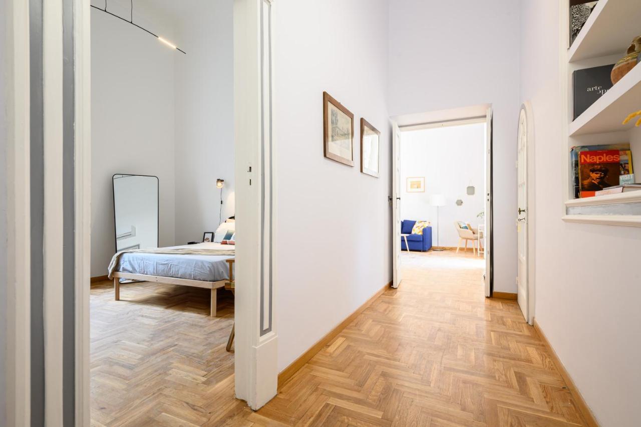 Viale Calascione 7 * Napels