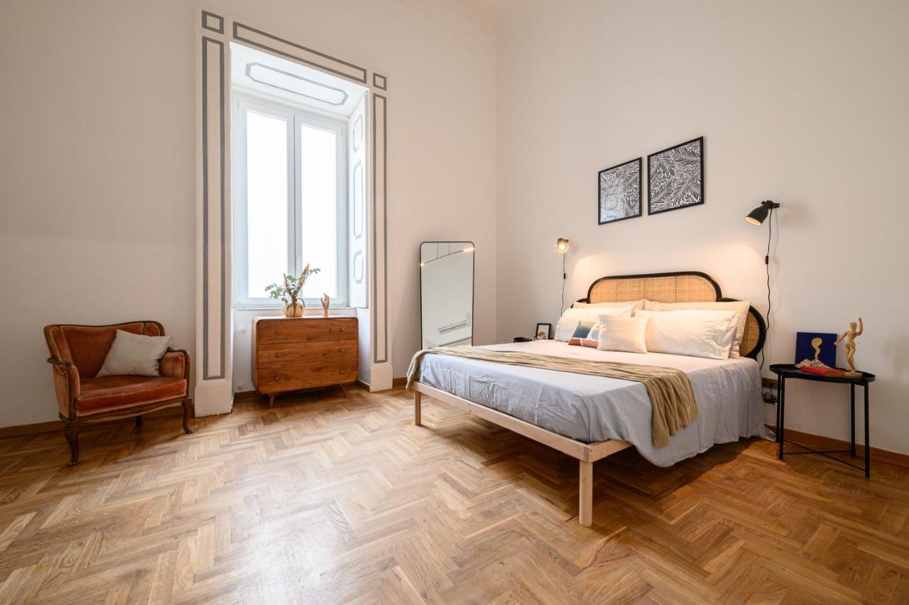 Viale Calascione 7 Apartment *